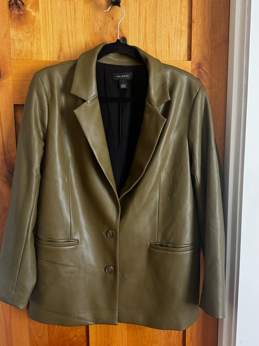 Halogen Olive Faux Leather Blazer in Green